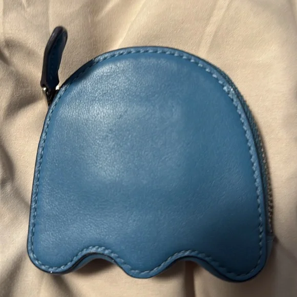 Coach PAC Man Exclusive Handbag / Crossbody with Pac-Man coin accessory pouch - Picture 11 of 13